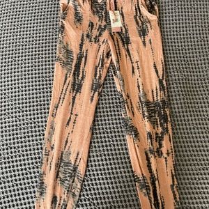 Matching viscose peach the dye set